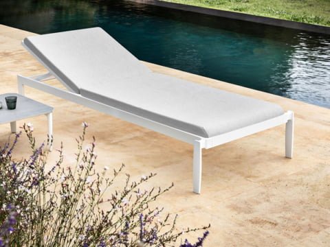 Push sun lounger